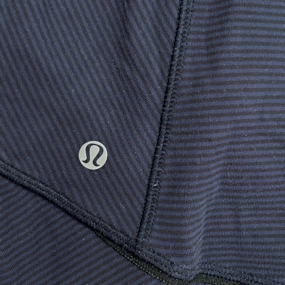 Lululemon Blue & Black Striped Pullover With Pockets! (US size - 10) - Picture 3 of 4